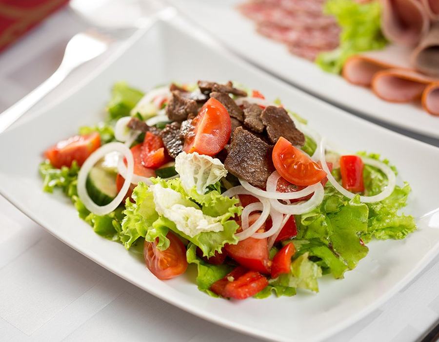 Salade à la viande